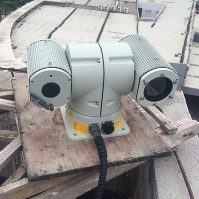 Ongekoelde UFPA-de Nachtvisie van de Sensor Dubbele Thermische Camera met IP Toezichtsysteem